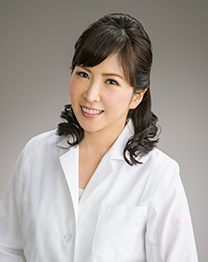 医師:千葉 真美