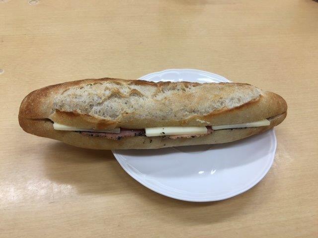 ③カスクルートハムチーズ.JPG