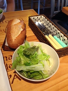 20150811写真⑥サラダパン.jpg